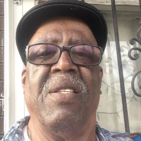 Meet your Posher, Arnold - Picture 1 of 1